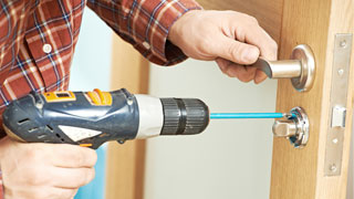 Automotive Locksmith at 98037, Washington